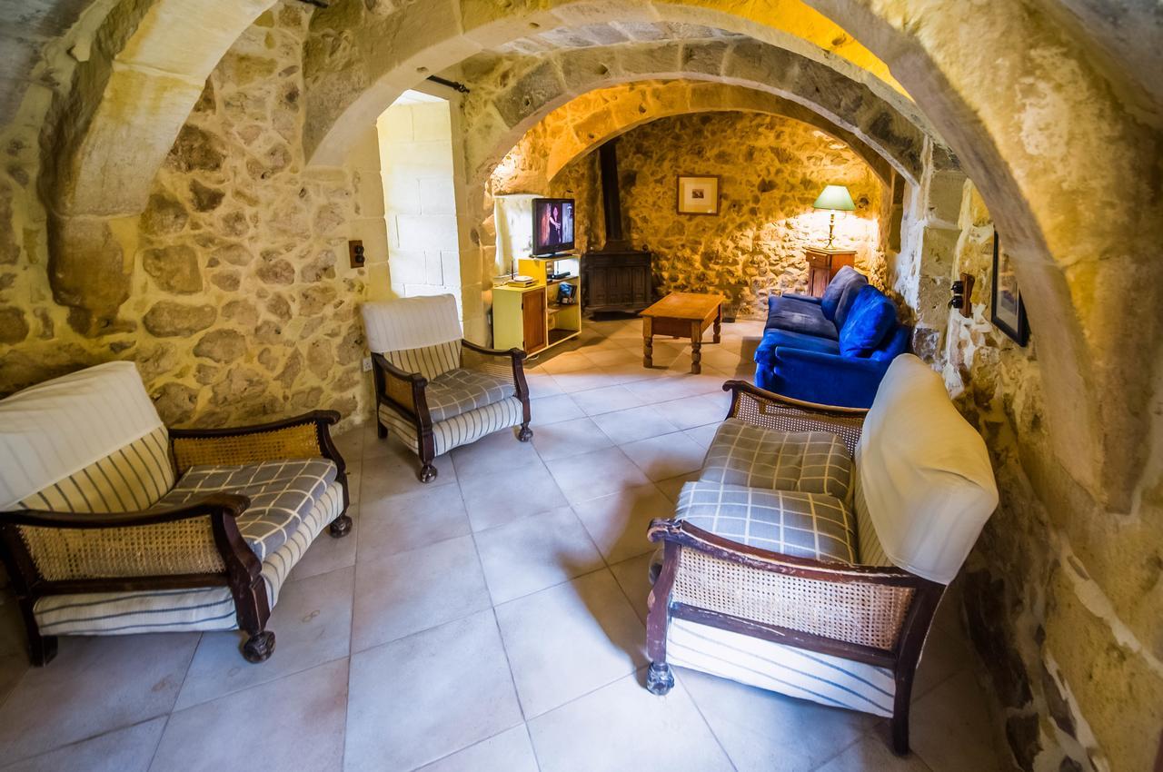 "Steves Villas" Villa Ta Rosi Xagħra Buitenkant foto