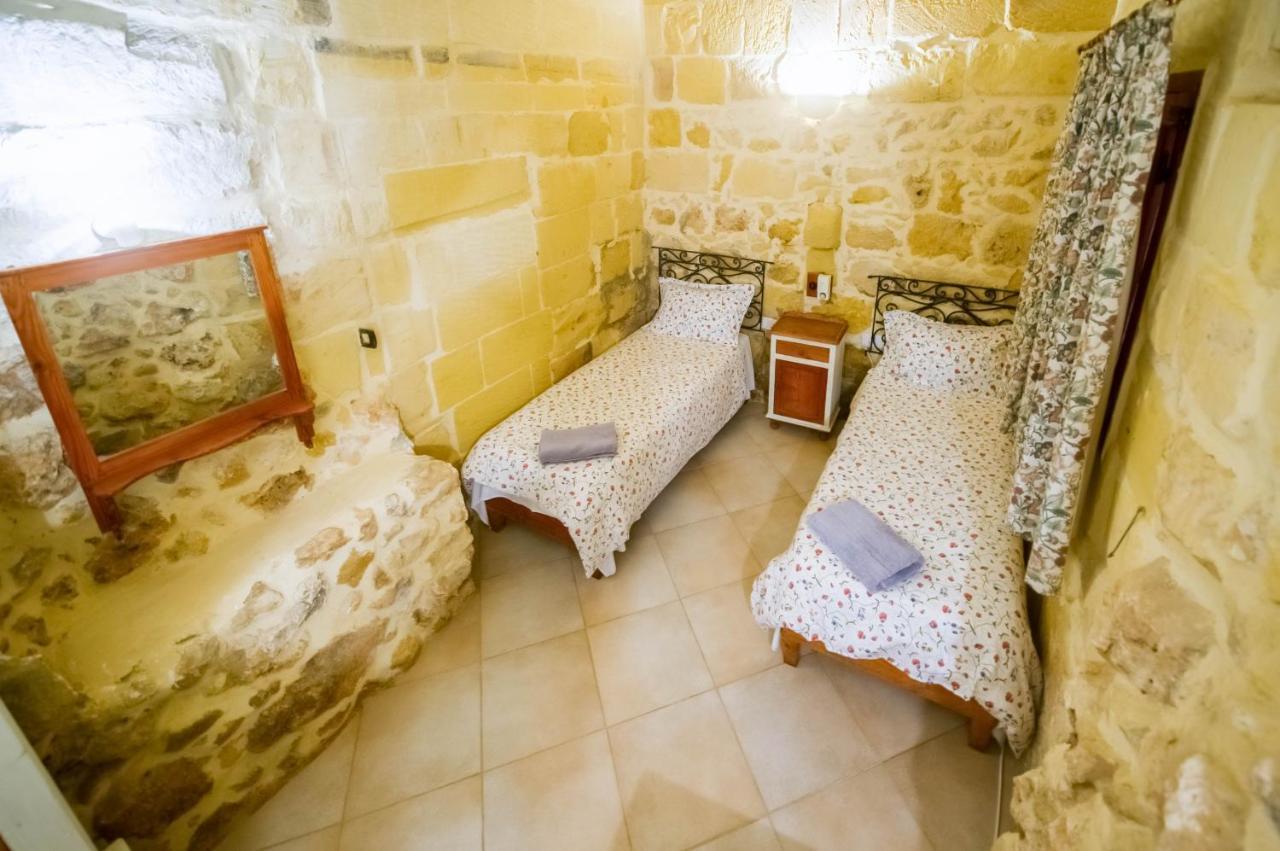 "Steves Villas" Villa Ta Rosi Xagħra Buitenkant foto